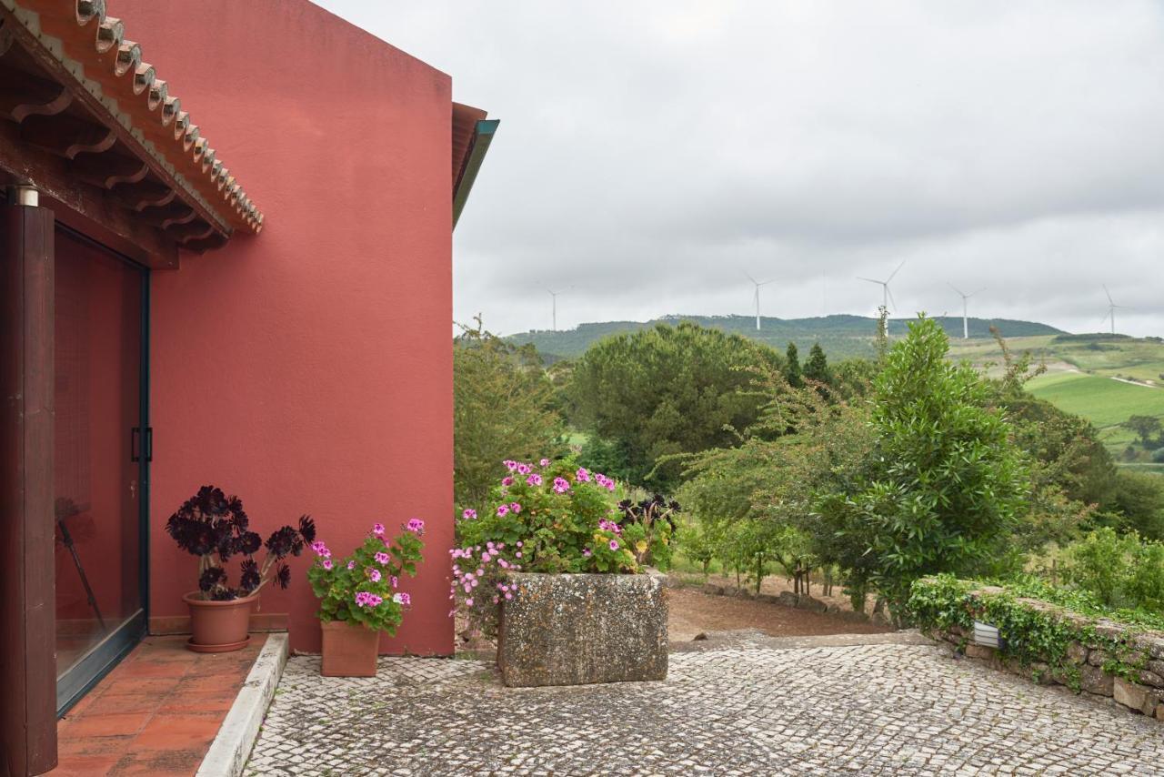 Luxury Farmhouse With Swimming Pool, By Timecooler Villa Sobral de Monte Agraco Exterior photo