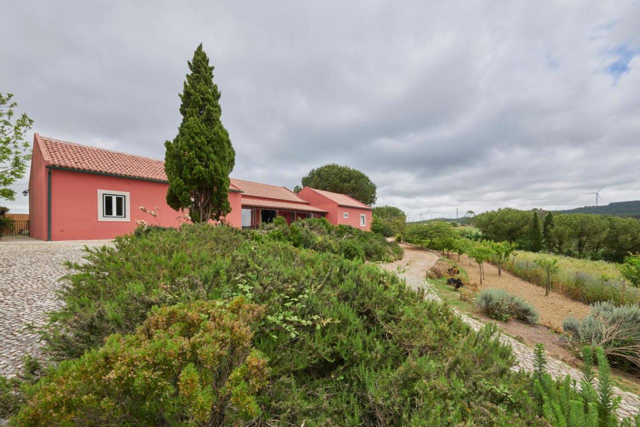 Luxury Farmhouse With Swimming Pool, By Timecooler Villa Sobral de Monte Agraco Exterior photo